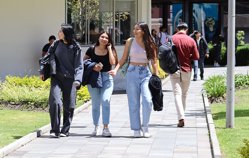 Modelo Educativo PUCE: Una Estructura para la Transformación Integral